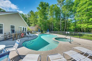 A swimming pool with a wooden deck, lounge chairs, and a fenced area. - 2 Mi to Moody Beach, Amenity Access: Wells Getaway (Wells)