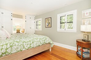 4 Schlafzimmer, Bügeleisen/Bügelbrett, kostenloses WLAN, Bettwäsche