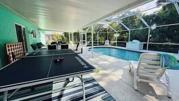 UppvÀrmd pool
