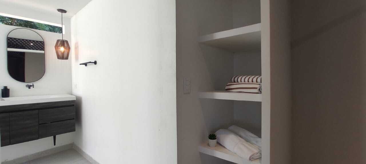 Artículos de tocador gratuitos, toallas, jabón, shampoo
