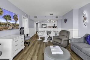 TV - Oceanfront gem (Myrtle Beach)
