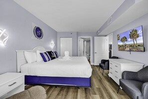 2 bedrooms, iron/ironing board, bed sheets - Oceanfront gem (Myrtle Beach)