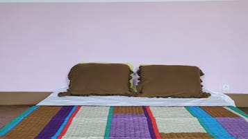 1 bedroom, travel crib, free WiFi, bed sheets