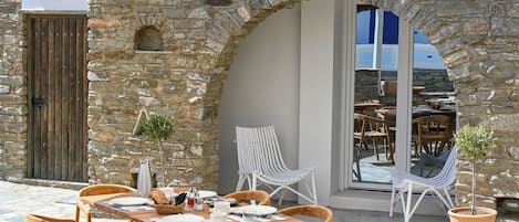 Petit déjeuner continental compris tous les jours