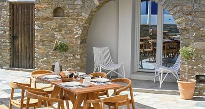 ALASI NEW Hotel - Private Jacuzzi Suites