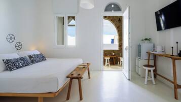 Junior Suite, Balcony, Partial Sea View | In-room safe, soundproofing, travel crib, free WiFi