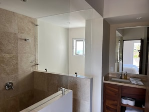 Comfort Apart Daire, 2 Yatak Odası, Şehir Manzaralı | Banyo