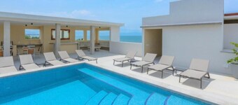 Bellevie Ocean View Terrace by the Beach