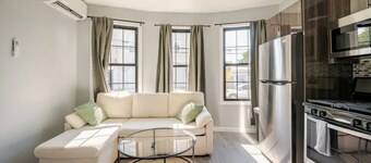 Modern Apartment in Black Rock-