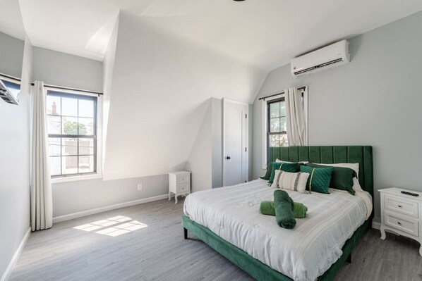 3 Schlafzimmer, Bügeleisen/Bügelbrett, Reisekinderbett, WLAN