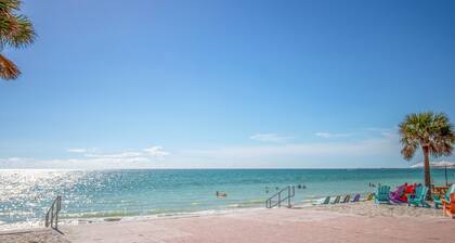 RIptides Resort St. Pete Beach Pool