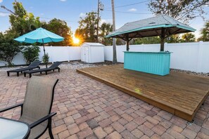 Terrace/patio - Aqua Escape St Pete Beach (St. Pete Beach)