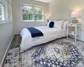 2 habitaciones, escritorio, tabla de planchar con plancha y wifi 