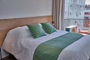 1 bedroom, desk, WiFi, bed sheets - Céntrico Studio Para 2 Personas (Buenos Aires)