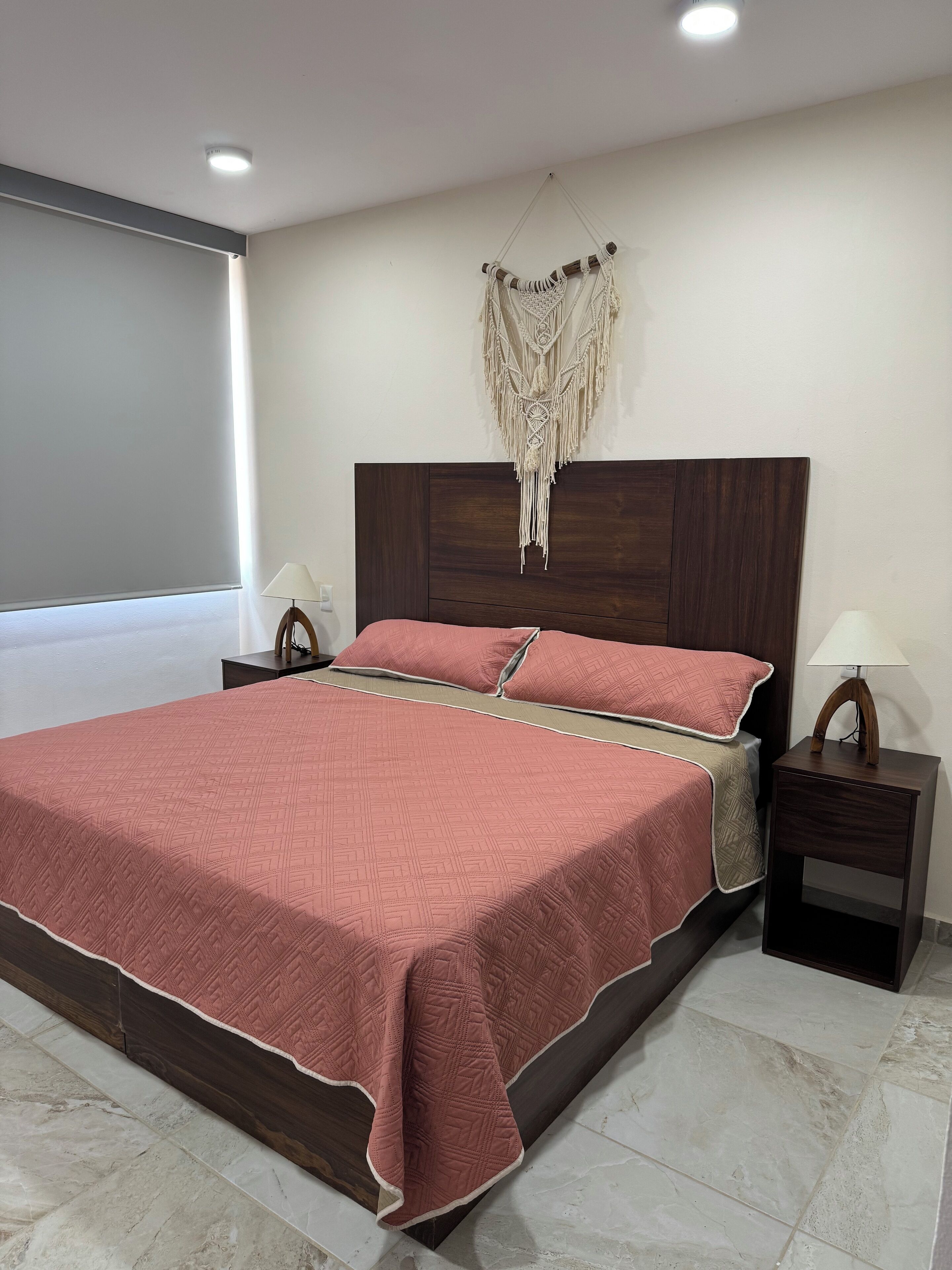Standard Apartment | 2 bedrooms, in-room safe, blackout drapes, iron/ironing board
