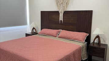 Standard Apartment | 2 bedrooms, in-room safe, blackout drapes, iron/ironing board