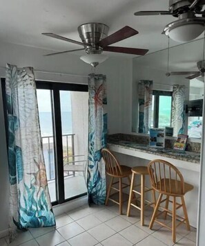 Interior - Turtle Bliss (Myrtle Beach)