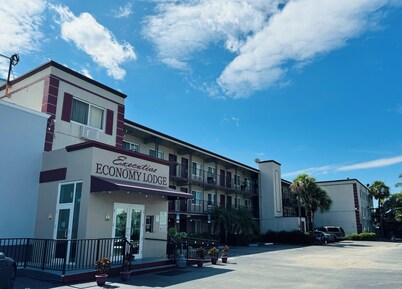 Executive Economy Lodge