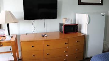 Escritorio, wifi gratis y acceso para silla de ruedas