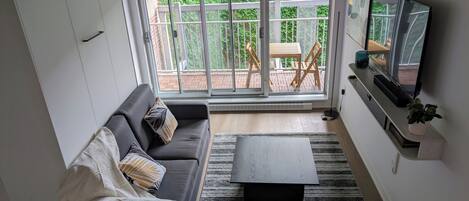 Téléviseur connecté, sélection de films, chaßne audio