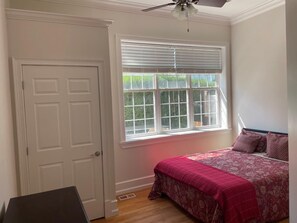 4 habitaciones, tabla de planchar con plancha y wifi gratis 