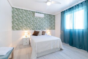 5 bedrooms, free cots/infant beds, bed sheets - My Privatespace by Fidalsa (Elche)