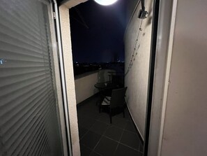 Interior - Cosy Rooftop In Center with Amazing View + Netflix (Sofia)