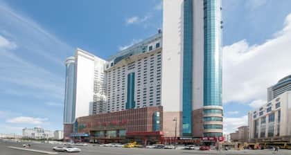 Harbin Kunlun Hotel (Central Street Harbin Railway Station Store)