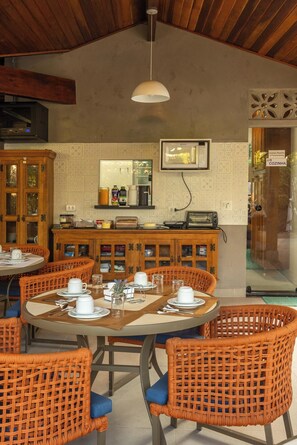 Free daily self-service breakfast