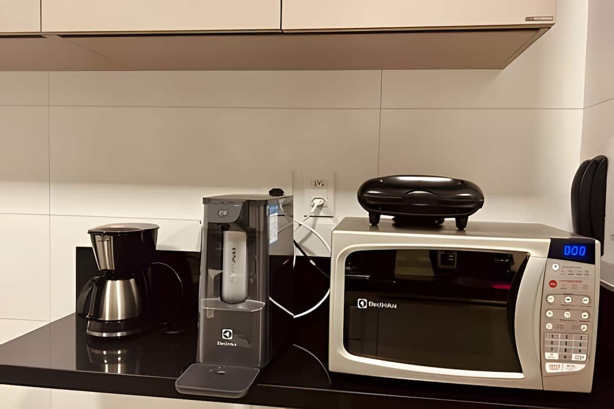 FamiljelÀgenhet - 2 sovrum | Eget kök | KylskÄp, mikrovÄgsugn, kaffe- och tebryggare och grytor/köksredskap