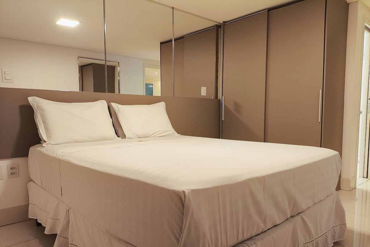 Apartamento luxo | 1 quarto, Wi-Fi de cortesia, acesso para cadeiras de rodas