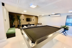 Basic Apartment, 1 Bedroom | Game room - Solar Tambaú (João Pessoa)