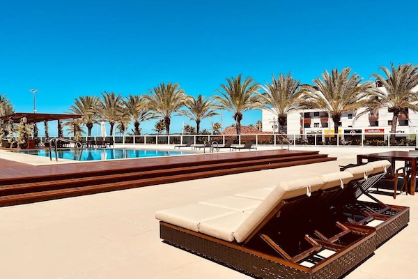 Piscina externa, piscina aquecida