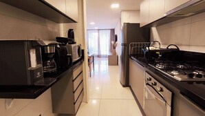 Basic Apartment | Private kitchen