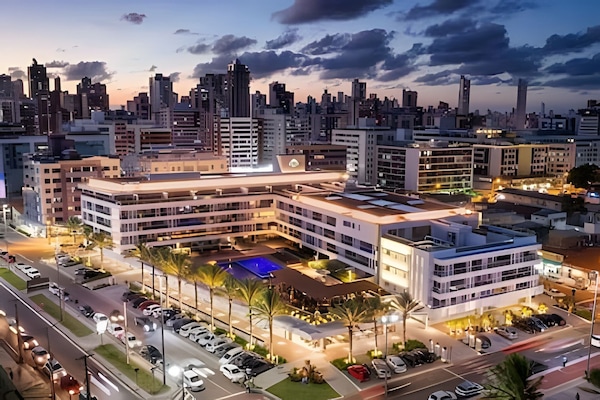 Apartamento básico, 2 quartos | Fachada