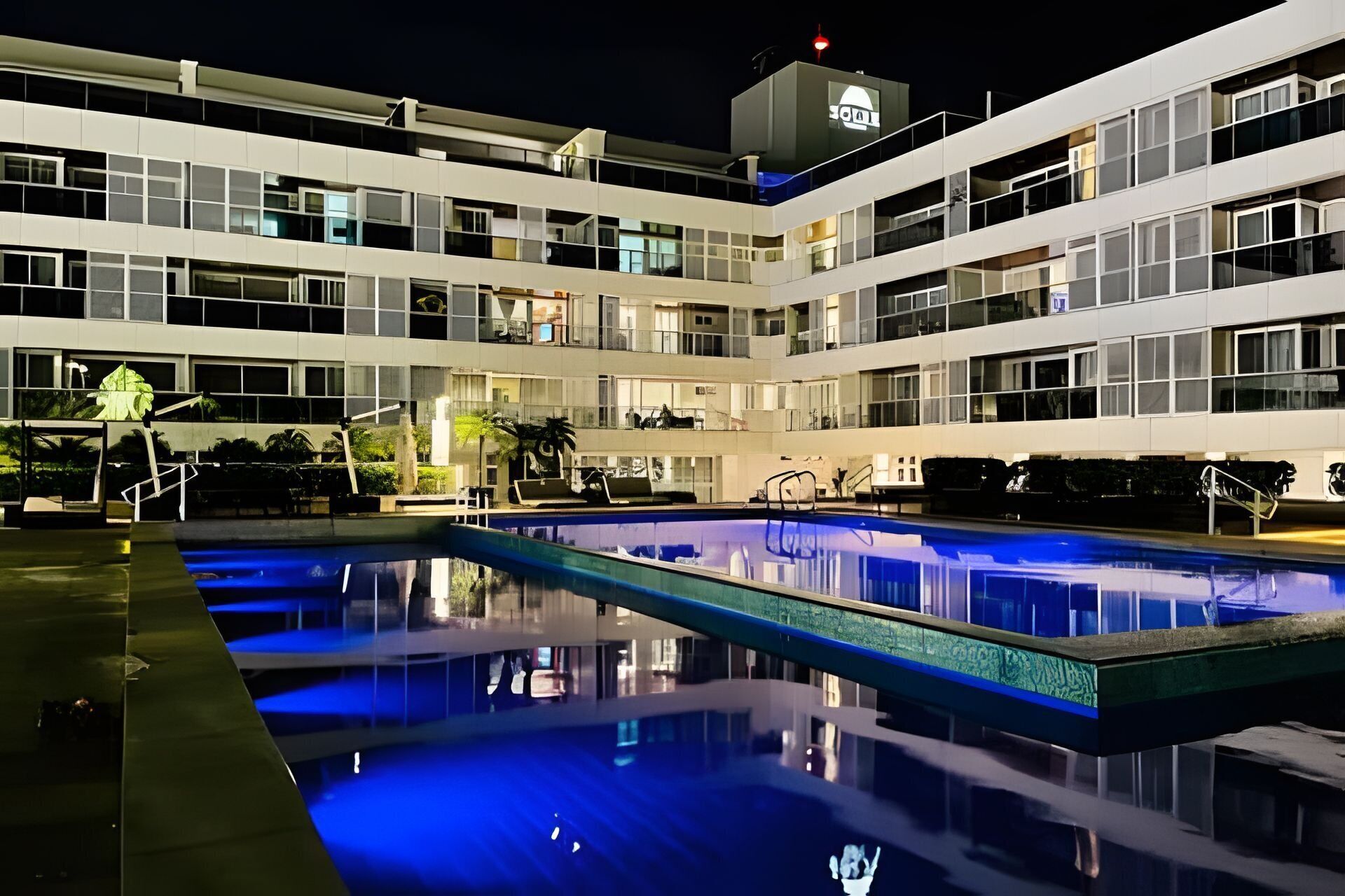 Deluxe Apartment, 1 Bedroom | Kolam renang | Kolam renang terbuka, kolam dipanaskan 