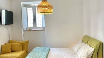 1 habitación, wifi y ropa de cama