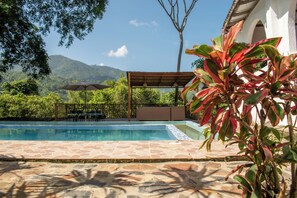 Outdoor pool - HOTEL MINCA LA CASONA (Santa Marta)