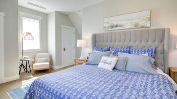 3 bedrooms, iron/ironing board, travel crib, free WiFi