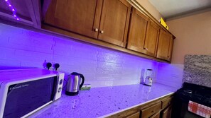 Mikrowelle, Ofen, Herdplatte