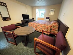 Room - Mountain Empire Motel (Mountain City)