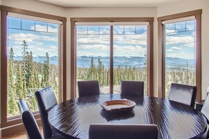 Condo | In-room dining