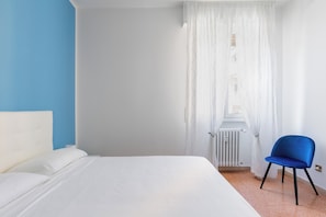 Apartment | 2 bedrooms, iron/ironing board, cribs/infant beds, free WiFi