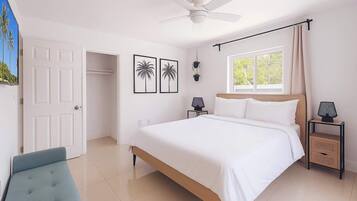 2 bedrooms, iron/ironing board, travel cot, WiFi