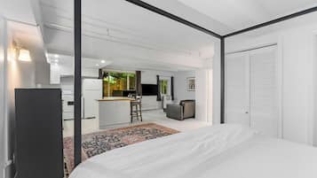 Classic Studio | Living area