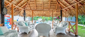 Private cottage in Boca Chica for 15 guests