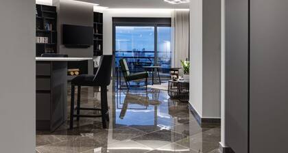 Luxury Athens Apartment |Zenith Residence | 2 Bedrooms | Modern Décor | Large Balcony with Panoramic Views | Alimos