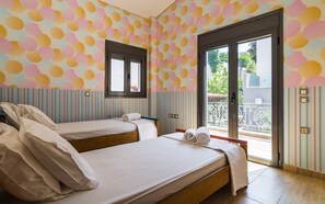 5 室のベッドルーム、セーフティボックス (室内)、アイロン / アイロン台、WiFi (無料)