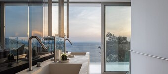 Impressive Hillside Athens Villa | Villa Fortuna Estate | 4 Bedrooms |.