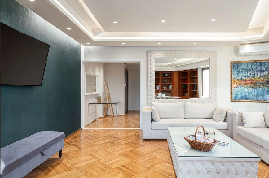 Glorious Athens Apartment | 4 Bedrooms | Apartment Najasho | Furnished Balcony | Exclusive Luxury Accommodation In The Heart Of Athens | Acropolis - Athènes